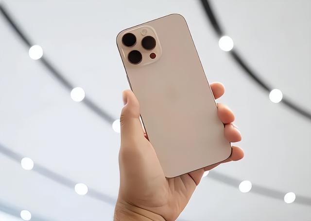 一年就放弃！库克在iPhone16上，“创新”了一个最无用的功能？