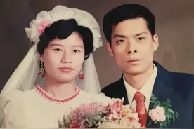 1997年妻子怀孕去医院做手术，医生内急去了趟卫生间，结果很意外图片