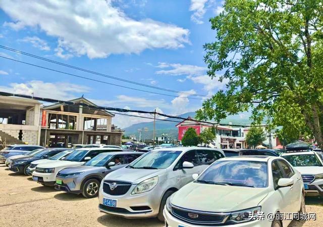 车位多了 道路平了 白沙古镇用 “畅行” 留住游客心