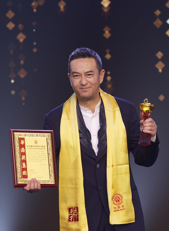 钱再多有什么用！55岁张嘉译现状曝光！病情严重到连走路都站不直