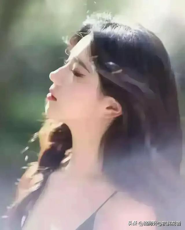 北京校花，身高167cm，体重44kg，美的如仙女下凡