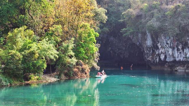 假期旅行的天花板！国内6座被严重低估的宝藏山水小城，风光超绝