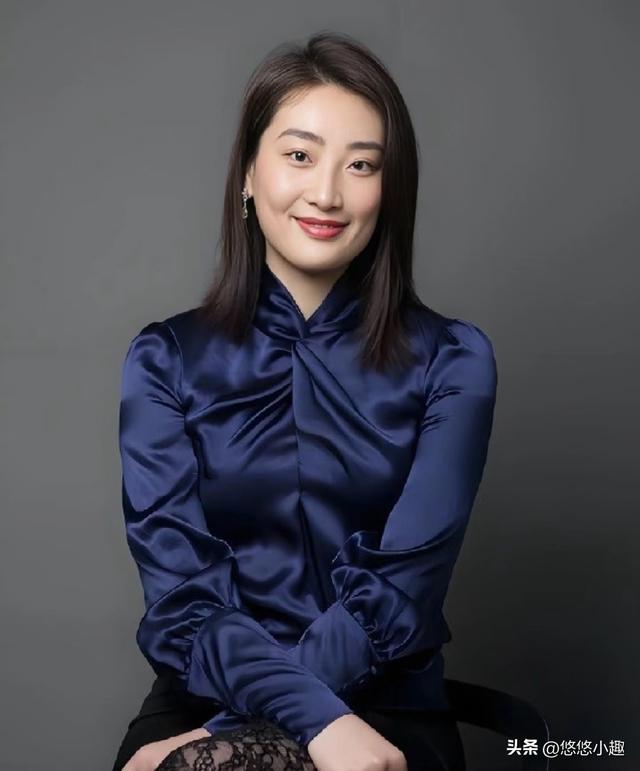 宗馥莉辞职不到24小时！叔叔宗泽后表态，言论非常犀利，细节曝光