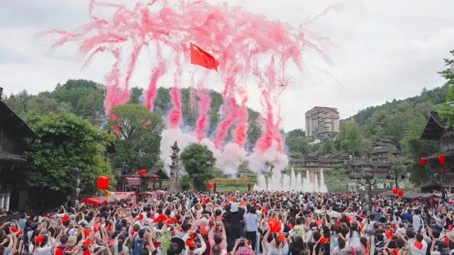 悦·遵义｜乌江烟火大会首秀，引爆国庆热潮