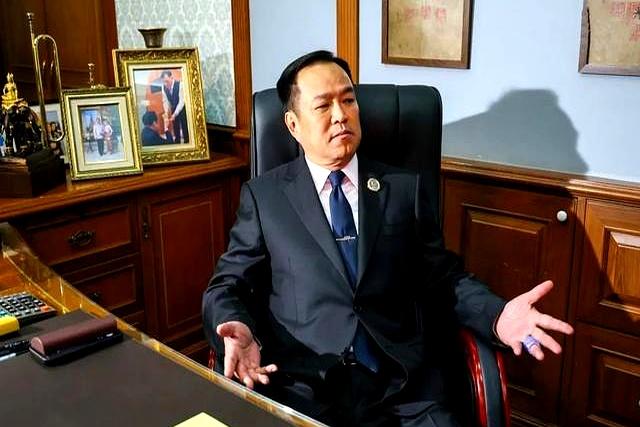 阿努廷和巴育的天塌了！为泰党：就算佩通坦被解职，也轮不到他们