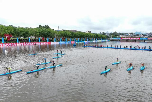 明月山为幕、龙溪河为带！垫江以山水为卷，织就全域旅游新画卷！