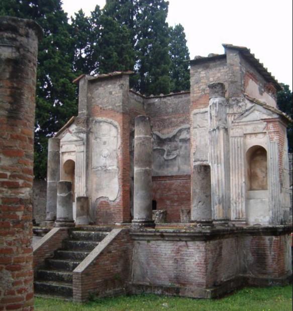 火山灰下的永恒之城：庞贝的秘密与奇迹