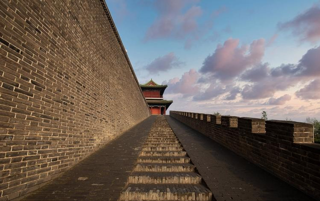 古城墙往往都是锯齿状，这是为什么，古人这么做有什么好处？