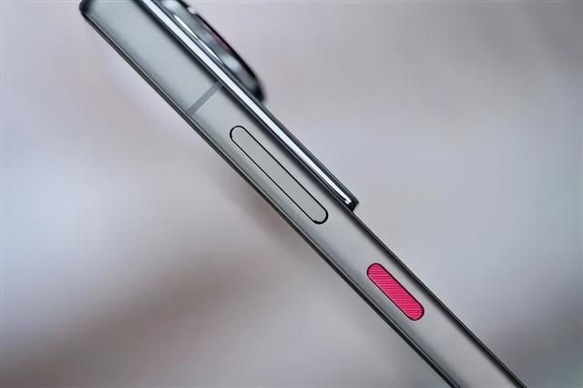 7000mAh！又一款 Ultra新机曝光：最快11月中旬，正式发布！