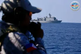 不许中国改变现状？美菲联合军演，解放军战舰紧盯，美军无计可施图片