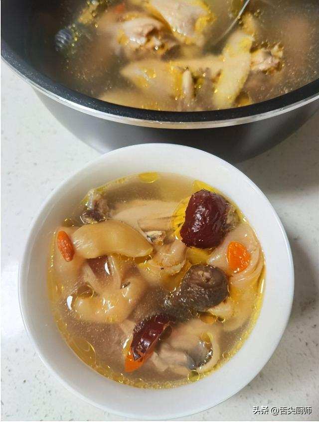花胶淮山鸡肉黄芪汤 花胶淮山煲鸡汤的功效