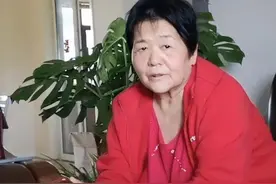 5年前67岁山东大妈意外怀孕，不顾子女反对坚决生育，今后悔吗？图片