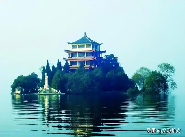 文影拾光II万佛湖记：碧波载史，清流润今