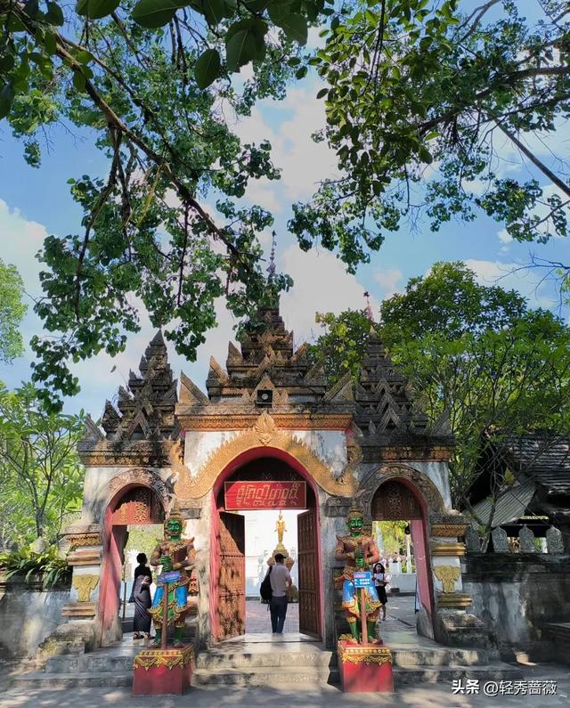 云南西双版纳，极具鲜明特色的旅游胜地。
