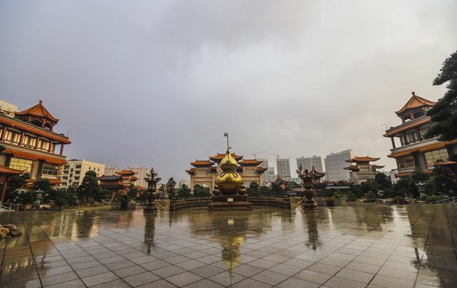 “广西版布达拉宫”，壮观玉林云天文化城！
