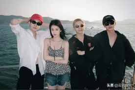 白鹿曾舜晞梁永棋陈鑫海五一同游，四人海上合照，真是俊男靓女！图片