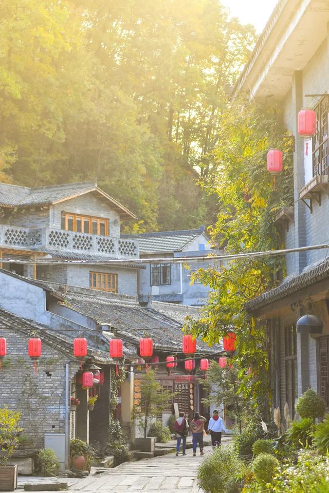留坝推出24项主题文旅活动 共醉秦岭红叶