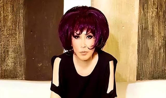 大儿子沉迷美色无心家业，二儿子败光400亿，一世英名毁于大女儿