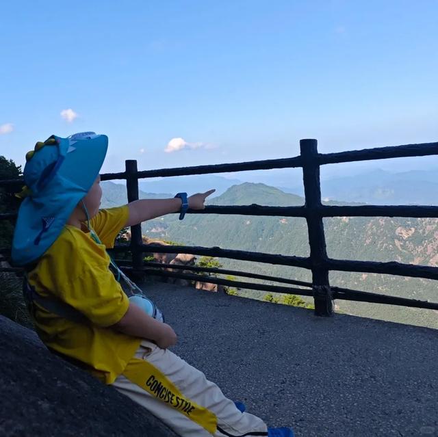 从夏到秋，九华山花台这条“天路”竟藏着皖南最清凉的诗