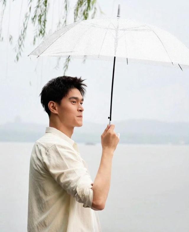 游泳赛！孙杨拓新角色，全红婵守竞技。