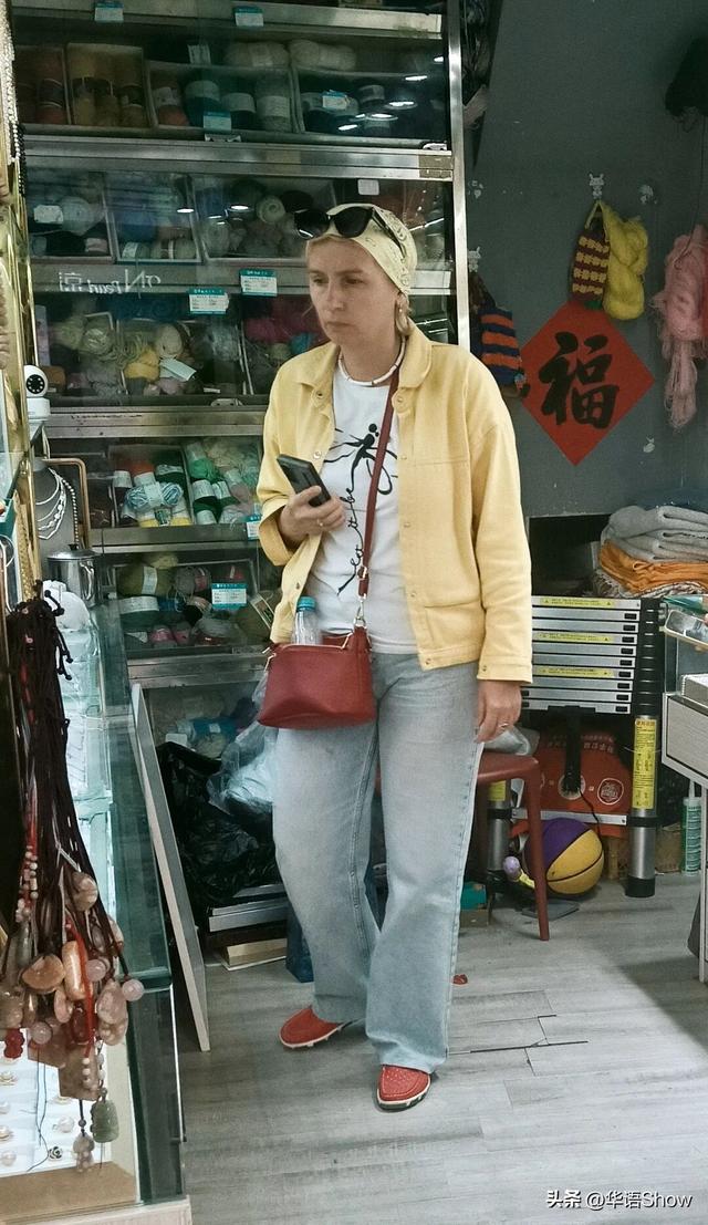 封关前瞻丨海口骑楼老街冬日景象：满眼都是外国人