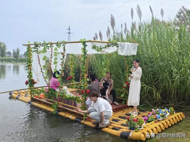 梁子湖区首届螃蟹文化节盛大启幕