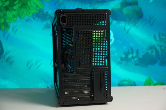 8400F+索泰5060TI XGAMEING装机，2K分辨率使用体验