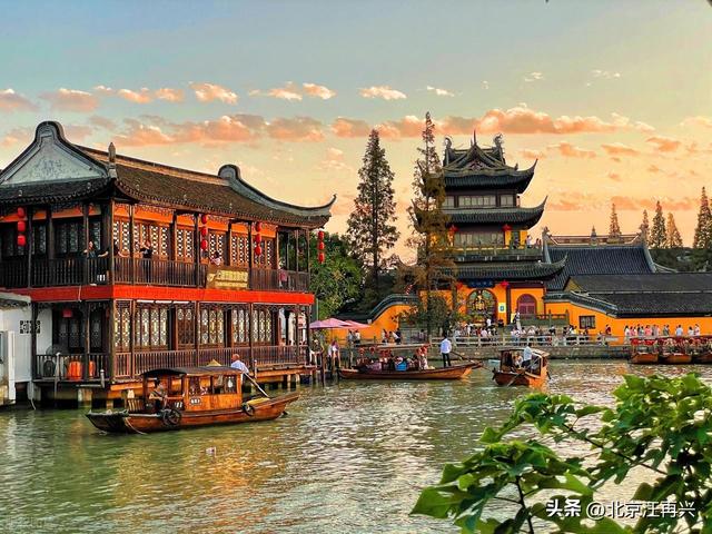 与周庄、西塘、南浔等相比，上海朱家角古镇如何