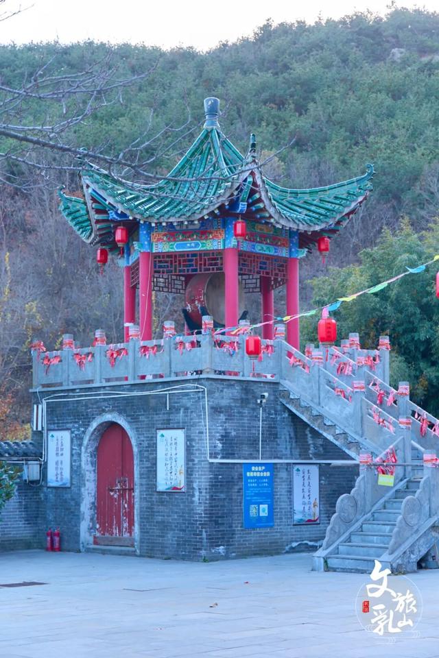 「冬游乳山」暖阳裹肩、泉声伴耳，冷风里偷得半日慢时光