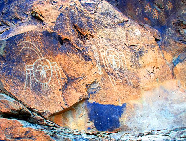 宁夏旅游：从沙漠绿洲到贺兰山岩画揽胜（图）