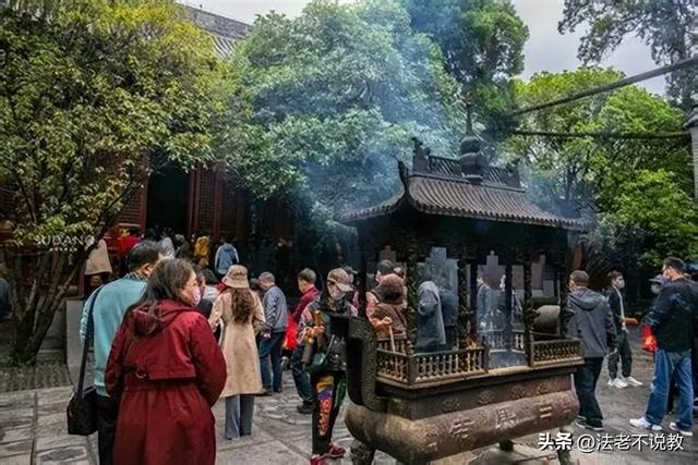 越扒越有！少林寺刚被调查不久，灵隐寺也上了热搜，方丈生活被曝