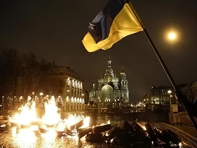 英国“战场杀器”：为乌克兰定制500公里导弹，单枚不超80万英镑