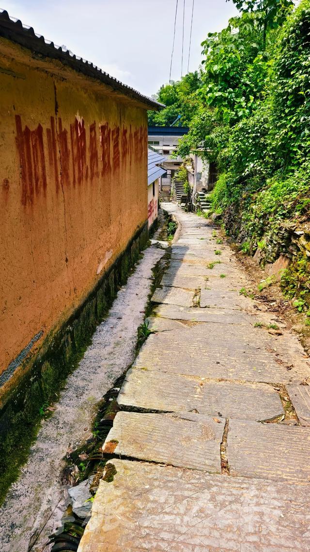 皖浙摩旅二人转——万二篇