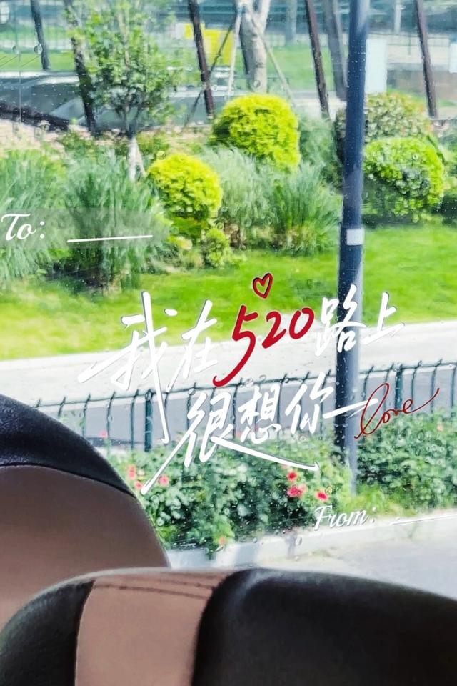 “杭州的温柔，就在这些不经意间的人间注脚里。”