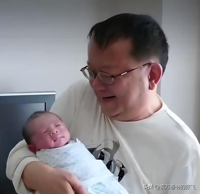 77岁王刚没想到，离婚24年，成方圆会以这种方式，给自己上了一课
