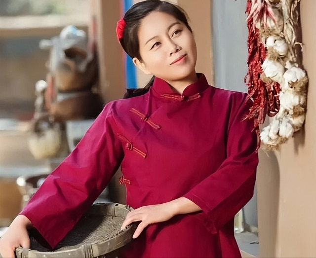 倾家荡产120万上星光大道，却惨遭淘汰，负债40万的她现在怎样了