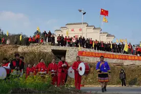 湘流凤翥＿广西凤山县彭城堂光兴公宗祠落成大典图片