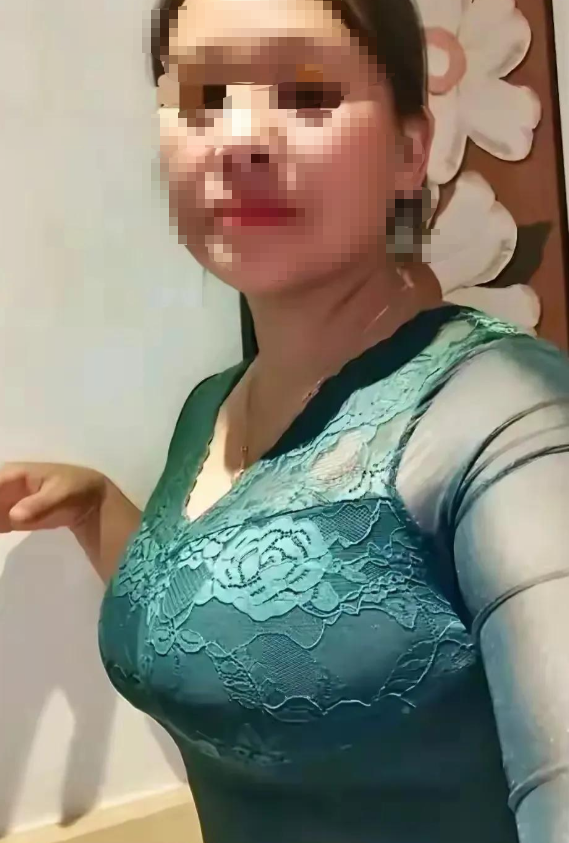 俩娃非亲生的前妻终表态！一句话彻底惹众怒，老底被揭，家丑再曝