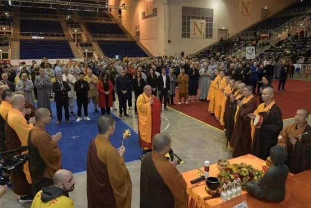 不查不知道一查吓一跳，掌控少林寺38年的释永信，私下到底有多壕