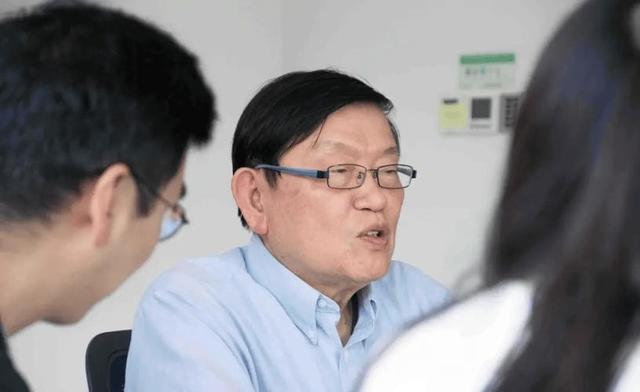 “芯片之父”张汝京，抗打压破威胁，在中国建造10座芯片加工厂！