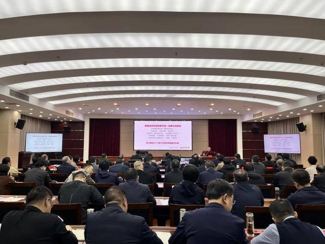 人文经济学是“文美济源”的情感特质与实践