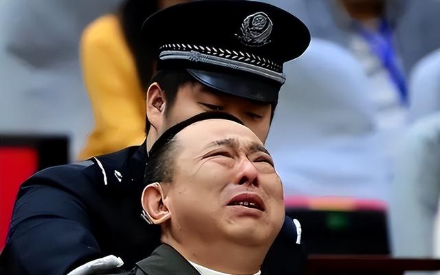 中国首位被注射死刑亿万富翁，临死前挣扎：我捐495亿，饶我一命