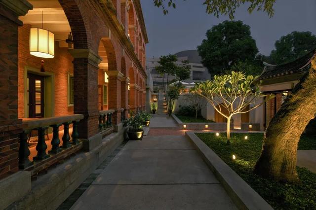 跟着欧阳娜娜住进世遗岛屿!专属福利来啦……