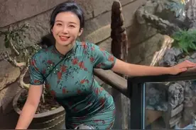 体育主持人张曼源：身材出众的主持新星图片