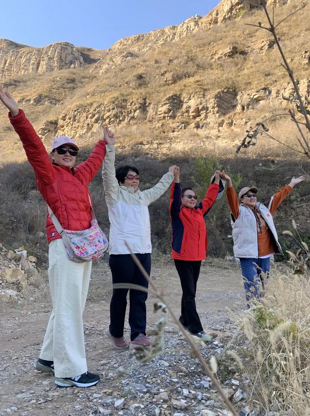 登张家口怀来老君山