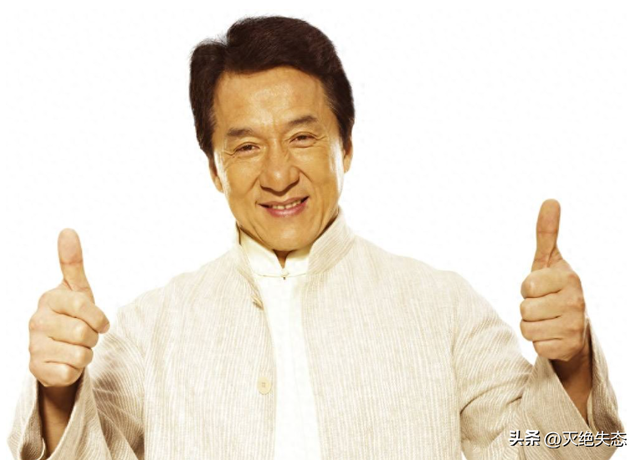 官媒对成龙的称呼变了，三字之差释放强烈信号，王晶那番话没说错