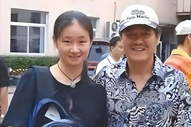 离开赵本山17年后，41岁的"王小蒙"王亚彬	，如今的下场怪不了别人