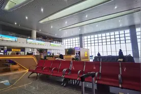 新春走基层|莱荣高铁春运首秀，记者体验2小时回家过年图片