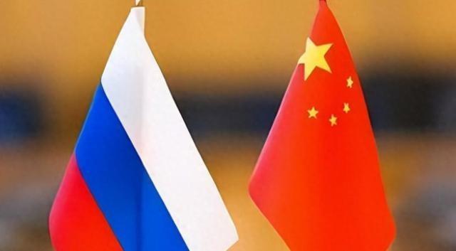 乌官员刚离开北京	，普京通告全球，俄罗斯跟中国关系不是一般的铁