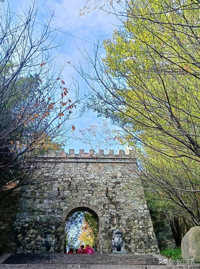 武汉城郊大别山里，藏着一座三百多年的土司城